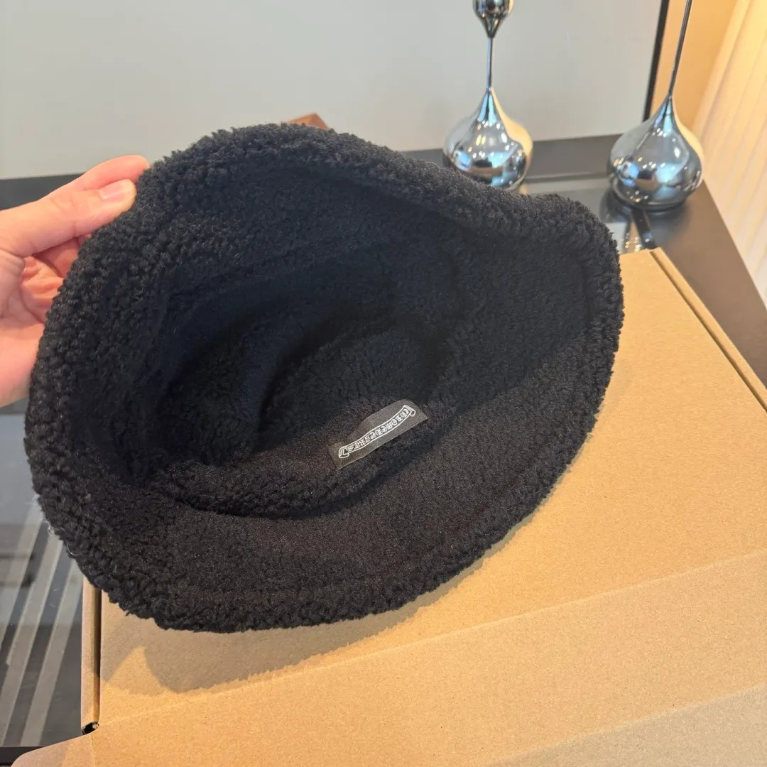 💰100¥ Croxin new wool bucket hat, foldable